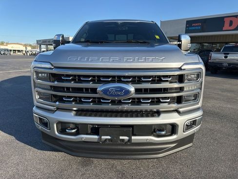 Used 2024 Ford F250 Platinum AWD/4WD image 9