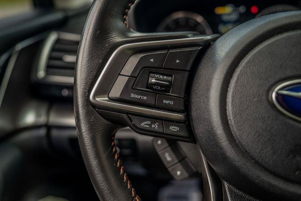 Used 2020 Subaru Crosstrek 2.0i Limited w/ Moonroof Package w/Navigation AWD/4WD image 34