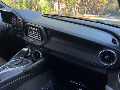 Used 2017 Chevrolet Camaro SS w/ LPO, Ground Effects Package image 17