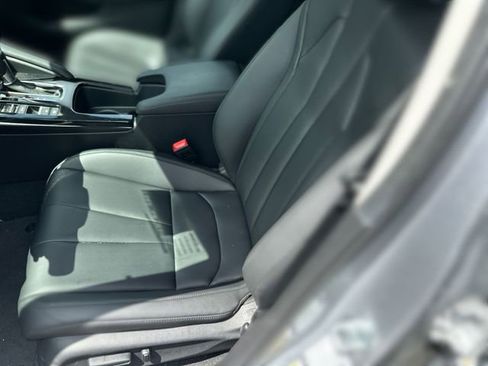 Used 2025 Acura Integra FWD image 13