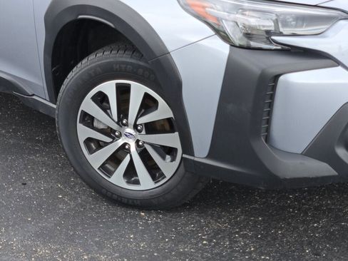 Certified 2024 Subaru Outback Premium AWD/4WD image 3