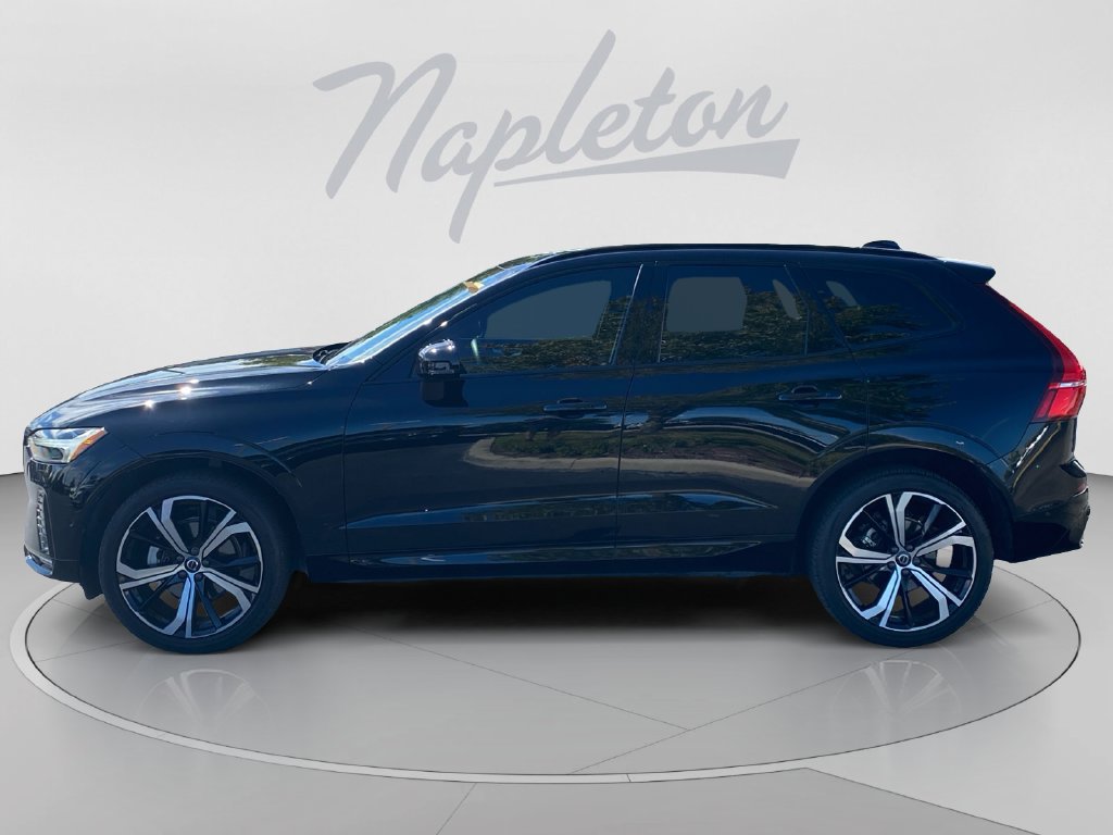 Used 2025 Volvo XC60 B5 Ultra w/ Protection Package Premier AWD/4WD image 2