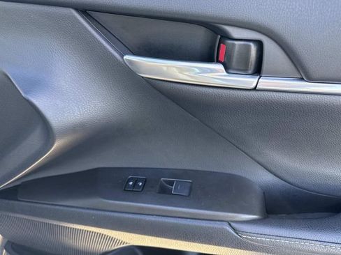 Used 2024 Toyota Camry XSE w/ Navigation Package image 20