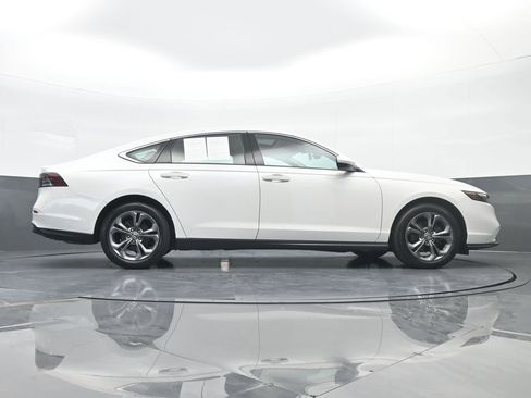 Used 2023 Honda Accord EX image 61