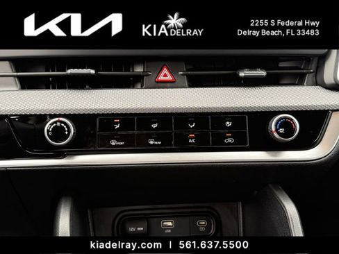 Used 2023 Kia Sportage LX image 19