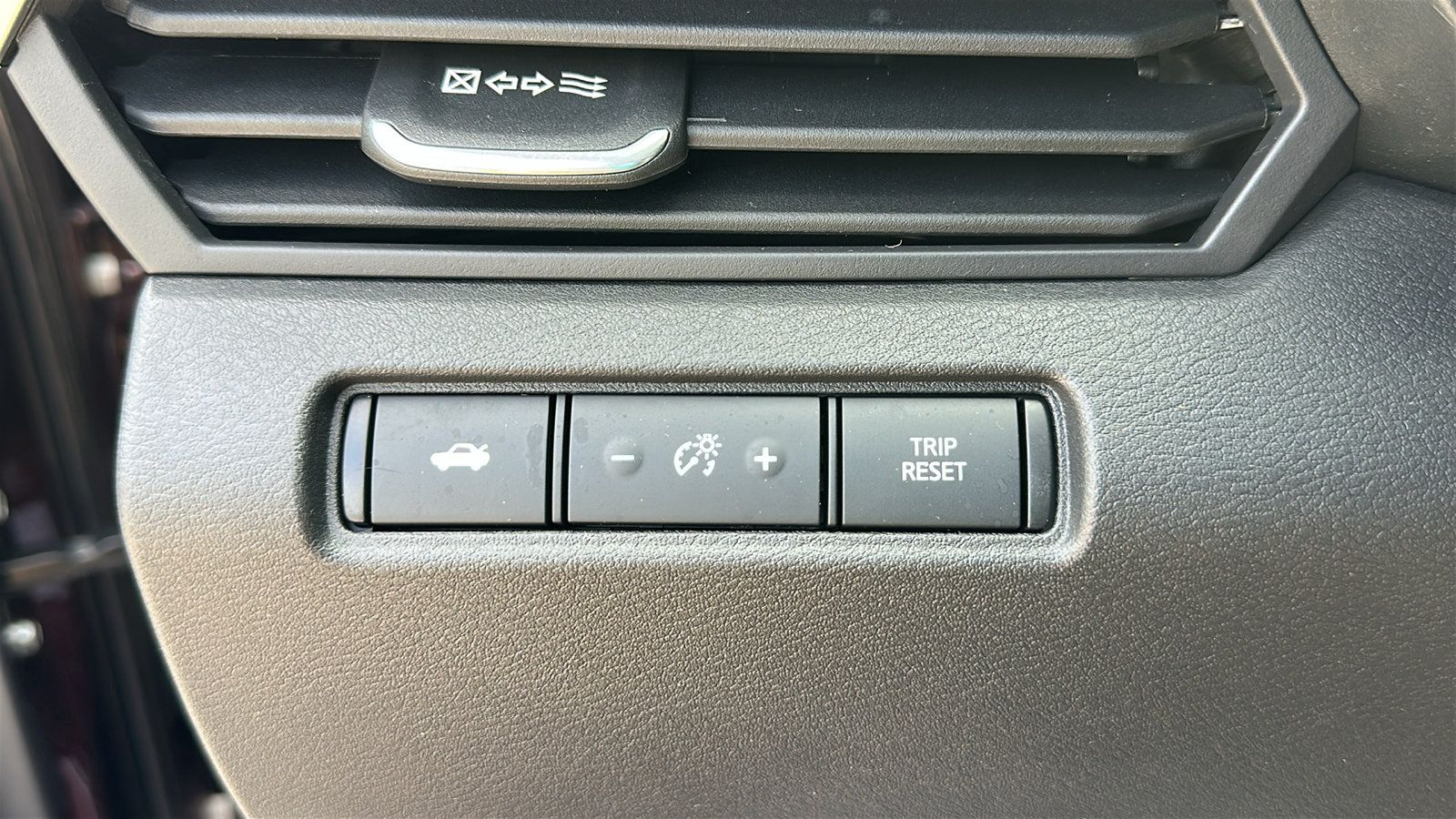 Certified 2023 Nissan Altima 2.5 SV AWD/4WD image 15