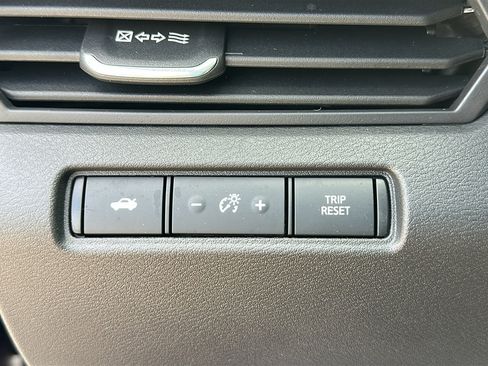 Certified 2023 Nissan Altima 2.5 SV AWD/4WD image 15