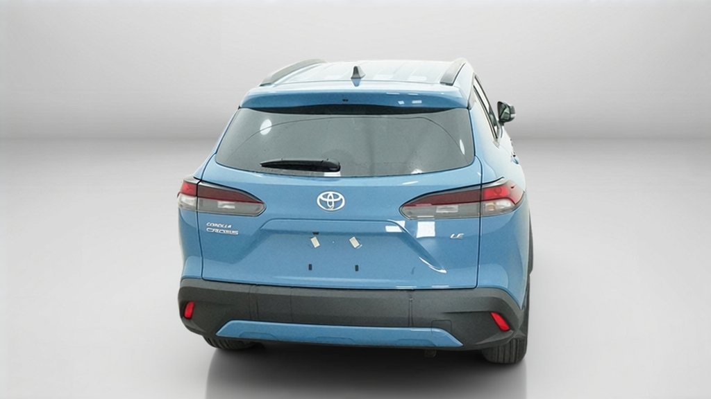 New 2026 Toyota Corolla Cross LE w/ Moonroof Package FWD image 12