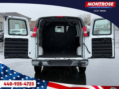 Used 2024 Chevrolet Express 2500 w/ Driver Convenience Package RWD image 30