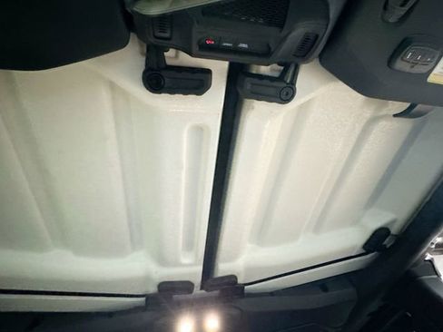 Used 2025 Jeep Wrangler Unlimited Sport AWD/4WD image 22