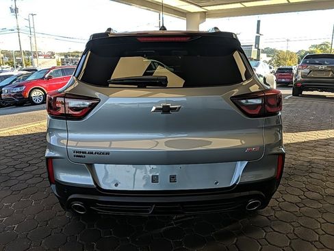 Used 2025 Chevrolet TrailBlazer RS w/ Driver Confidence Package image 6