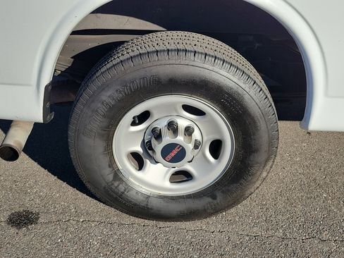 Used 2020 GMC Savana 2500 w/ Driver Convenience Package image 35