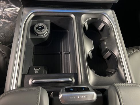 New 2026 Ford Expedition Active image 15