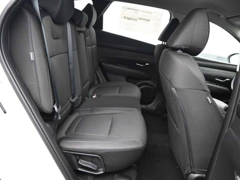 New 2026 Hyundai Tucson SE image 12