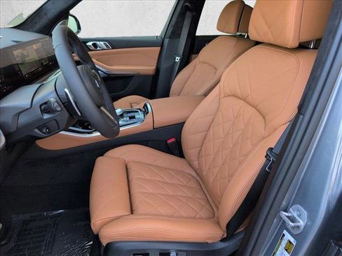 New 2026 BMW X5 M60i w/ Executive Package AWD/4WD image 4