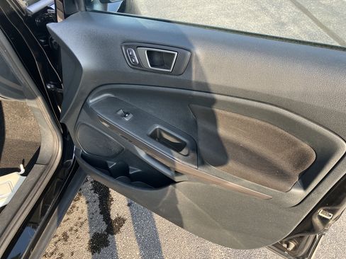 Used 2021 Ford EcoSport SE FWD image 10