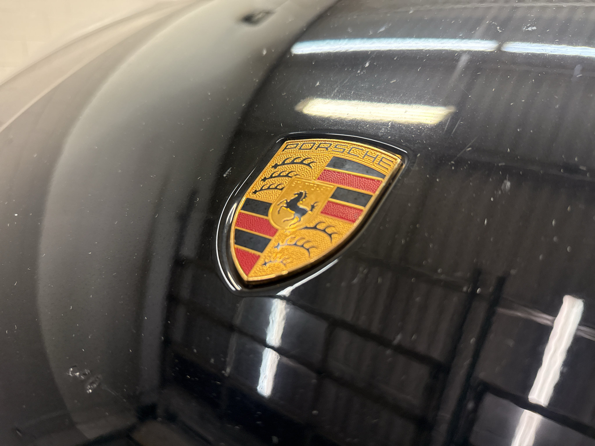 Used 2018 Porsche Macan AWD/4WD image 41