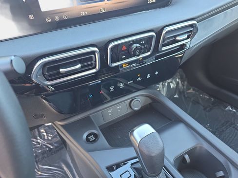 New 2026 Nissan Sentra SV w/ Floor Mat Package FWD image 23