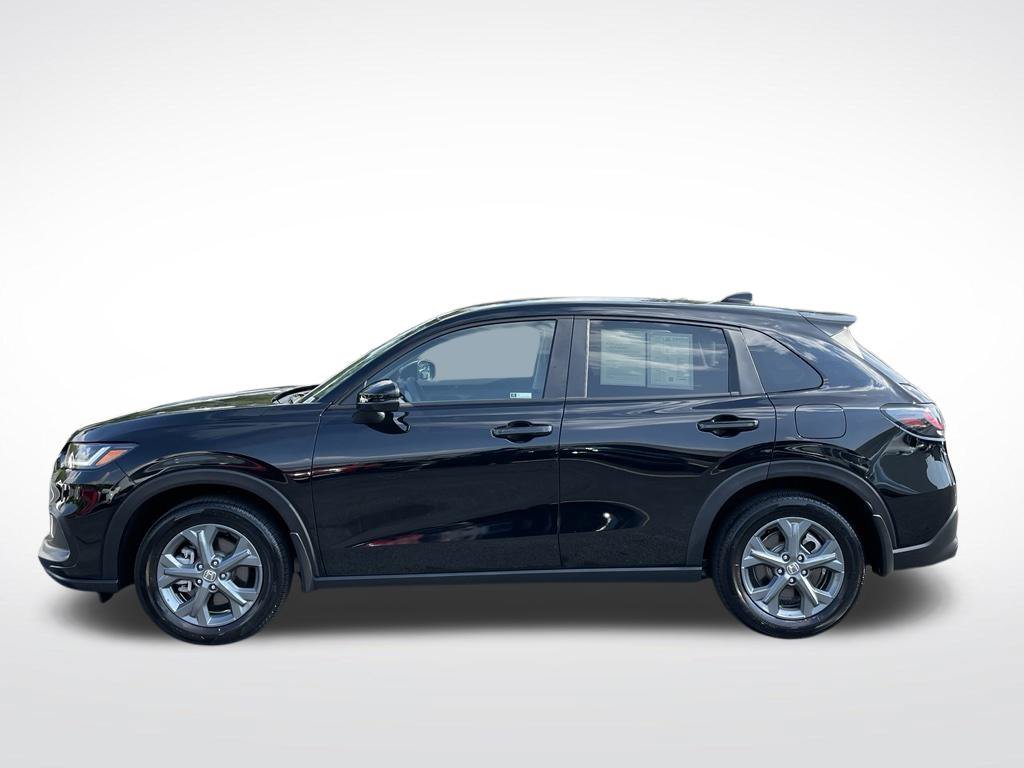 Certified 2026 Honda HR-V LX image 2
