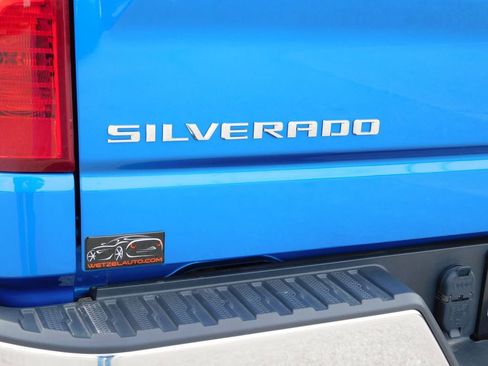 Used 2022 Chevrolet Silverado 1500 LT image 41
