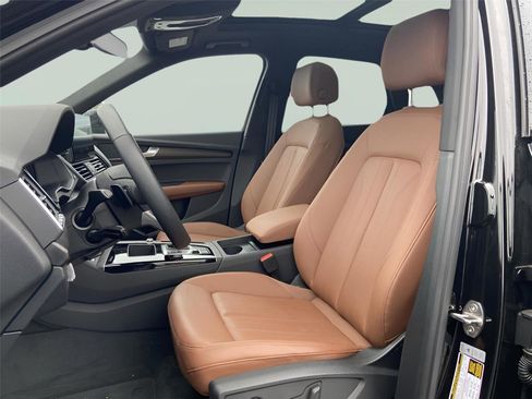 Used 2025 Audi Q5 2.0T Premium image 22