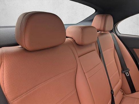 Used 2025 Mercedes-Benz C 300 Sedan image 18
