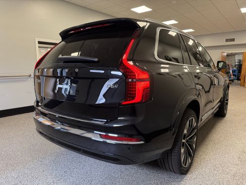 New 2026 Volvo XC90 B6 Ultra w/ Protection Package Premier image 7