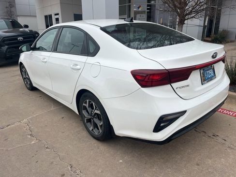 Used 2019 Kia Forte LXS image 6