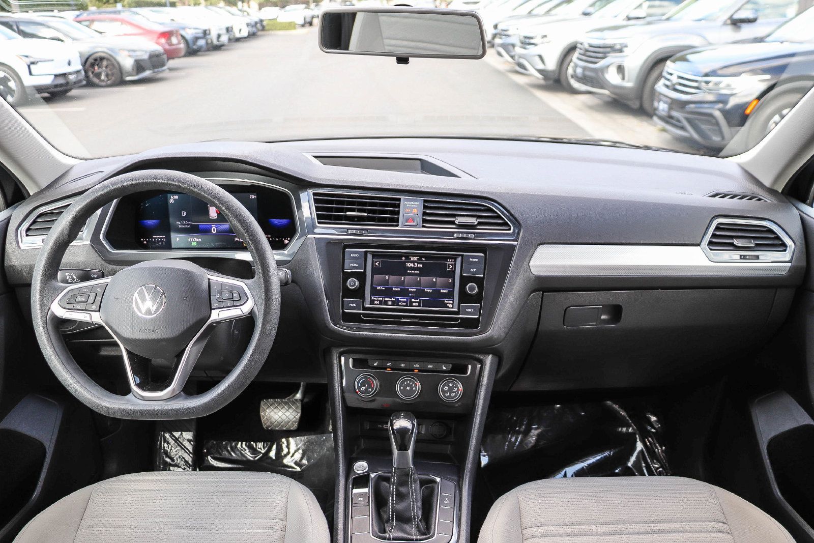 Used 2022 Volkswagen Tiguan S FWD image 13