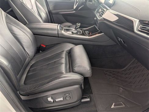 Used 2021 BMW X5 xDrive40i w/ M Sport Package image 36