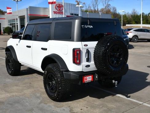 Used 2024 Ford Bronco Wildtrak image 3