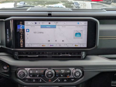 New 2025 Jeep Wrangler Sahara image 19