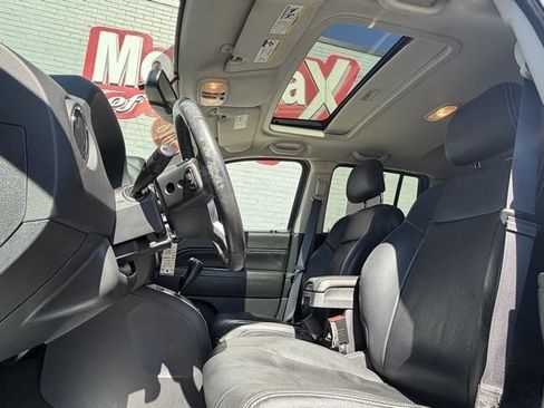 Used 2016 Jeep Compass High Altitude image 12