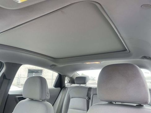 Used 2023 Chevrolet Malibu LT FWD image 14