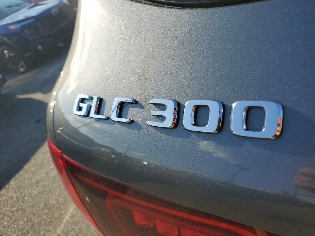 Used 2021 Mercedes-Benz GLC 300 image 7