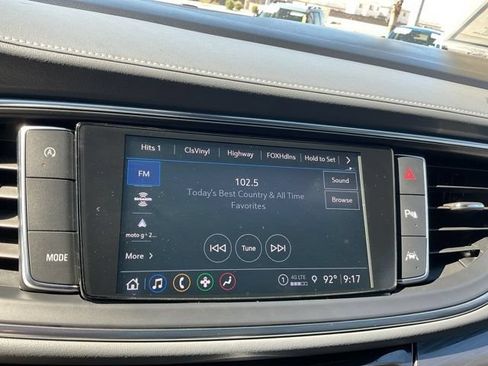 Used 2023 Buick Enclave Essence w/ Experience Buick Package FWD image 17