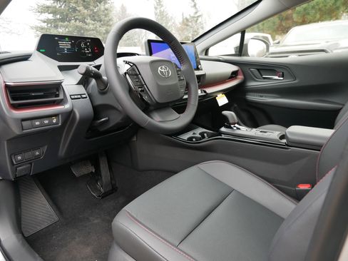 New 2026 Toyota Prius Plug-In Hybrid image 6