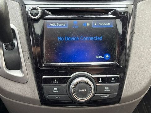 Used 2017 Honda Odyssey EX-L image 17