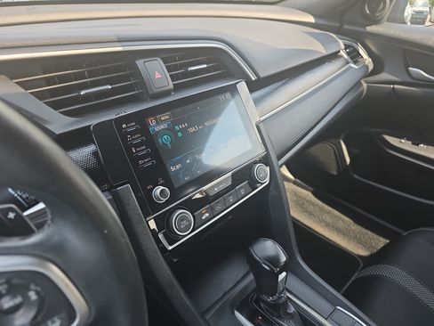 Used 2020 Honda Civic Sport image 19