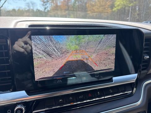 Used 2022 GMC Sierra 1500 SLT w/ SLT Convenience Package image 6