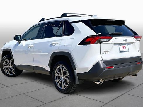 Used 2025 Toyota RAV4 XLE Premium image 12