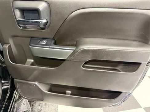 Used 2018 Chevrolet Silverado 1500 LT w/ LT Eassist Package image 26