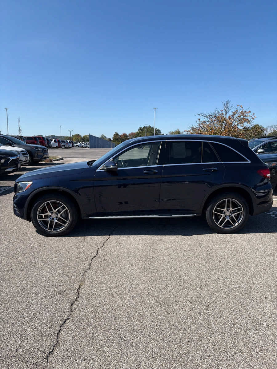 Used 2016 Mercedes-Benz GLC 300 4MATIC image 14