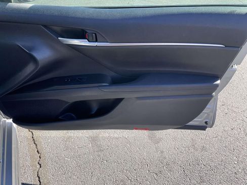 Used 2022 Toyota Camry SE image 45