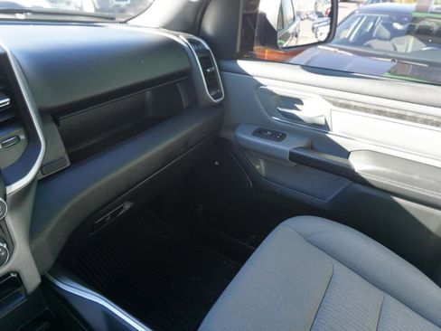 Used 2021 RAM 1500 Big Horn image 24