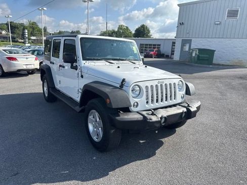 Used 2017 Jeep Wrangler Unlimited Sport w/ Quick Order Package 24S AWD/4WD image 2