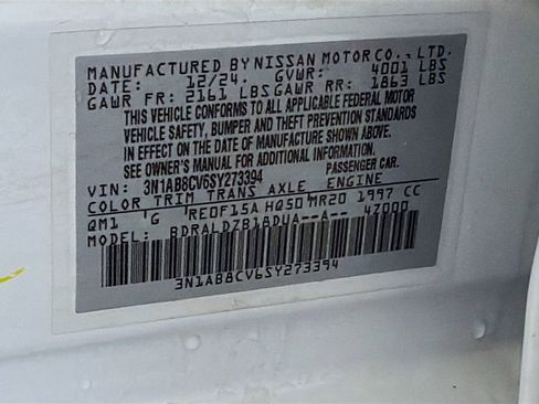 Used 2025 Nissan Sentra SV image 32