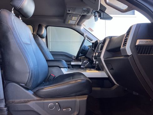 Used 2015 Ford F150 Lariat w/ Equipment Group 502A Luxury image 36