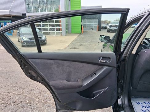 Used 2008 Nissan Altima 3.5 SE w/ Sport Pkg FWD image 13