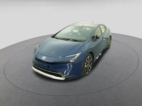 New 2026 Toyota Prius Plug-In Hybrid image 16